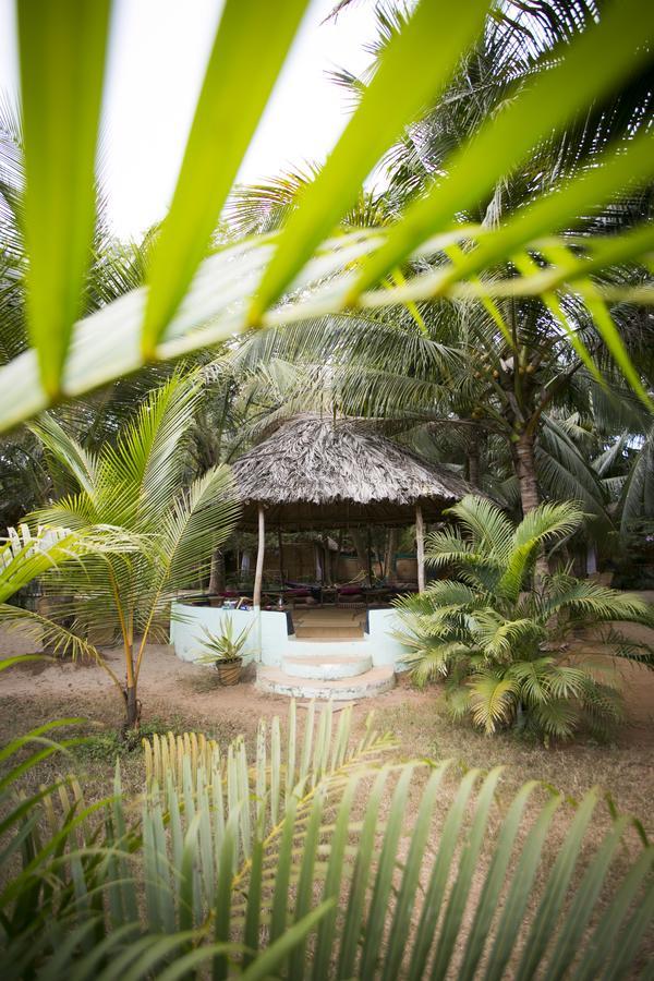 Tutti Garden Bungalows Hotel Mormugao Exterior foto